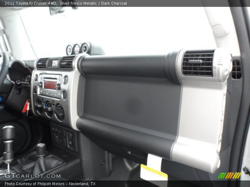 Silver Fresco Metallic / Dark Charcoal 2012 Toyota FJ Cruiser 4WD