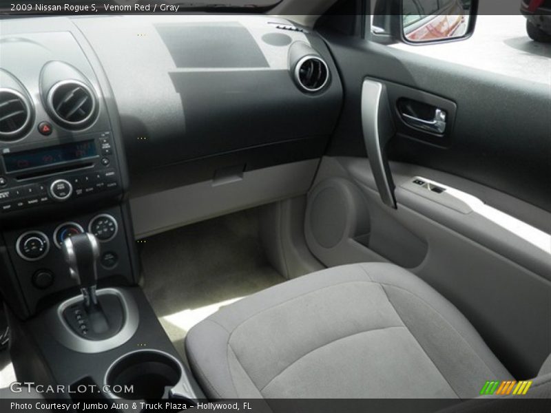 Venom Red / Gray 2009 Nissan Rogue S