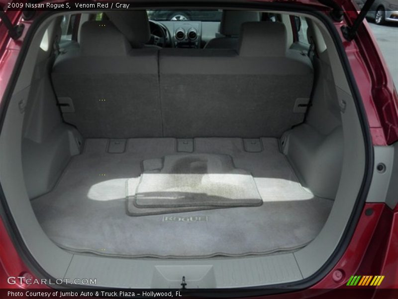 Venom Red / Gray 2009 Nissan Rogue S