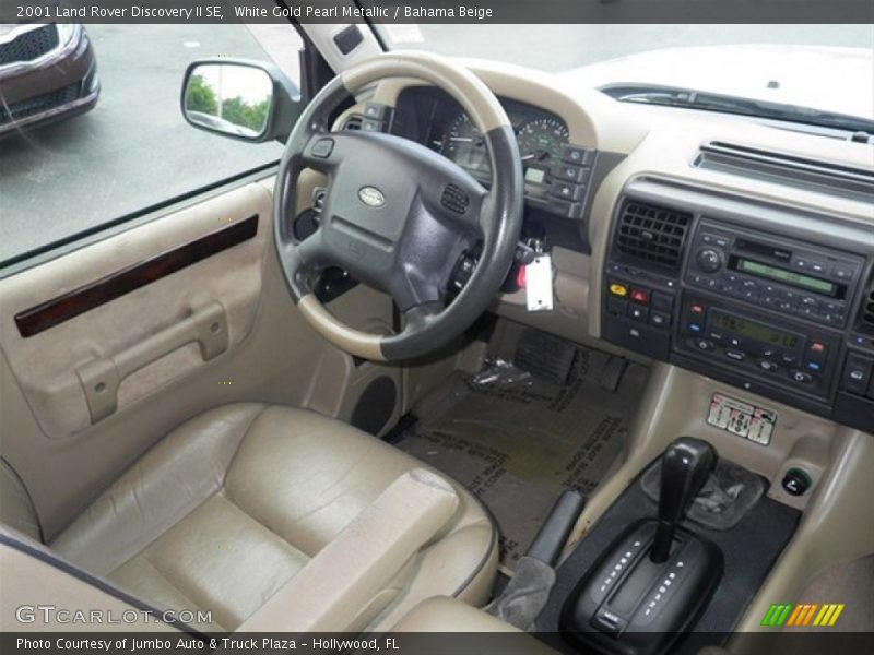 White Gold Pearl Metallic / Bahama Beige 2001 Land Rover Discovery II SE