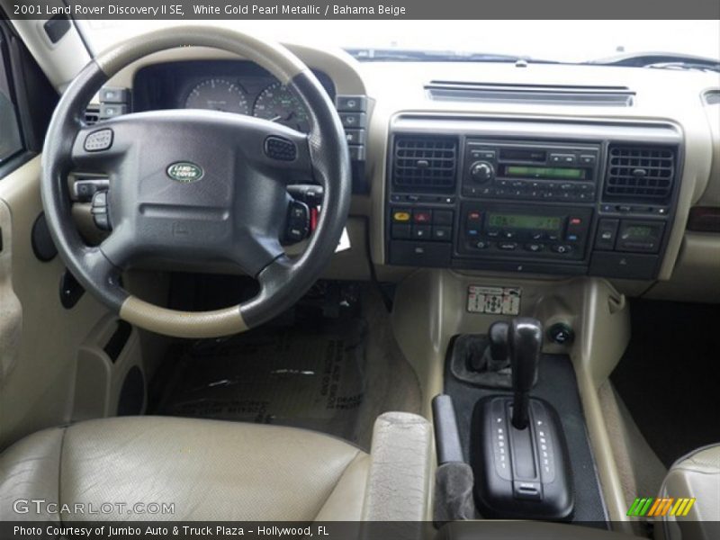 White Gold Pearl Metallic / Bahama Beige 2001 Land Rover Discovery II SE