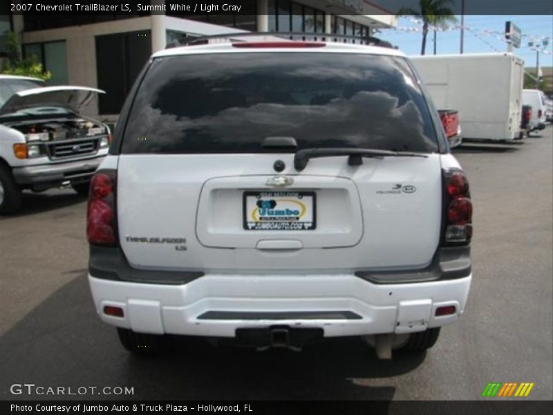 Summit White / Light Gray 2007 Chevrolet TrailBlazer LS