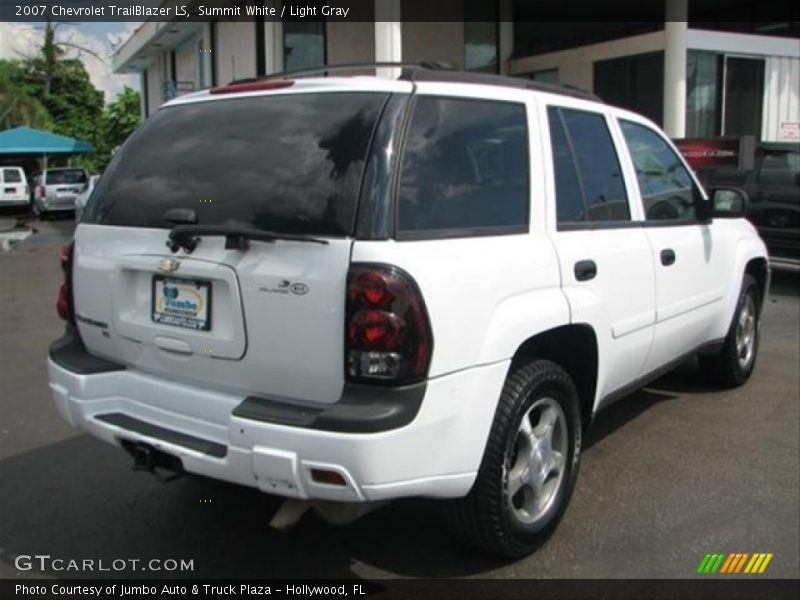 Summit White / Light Gray 2007 Chevrolet TrailBlazer LS