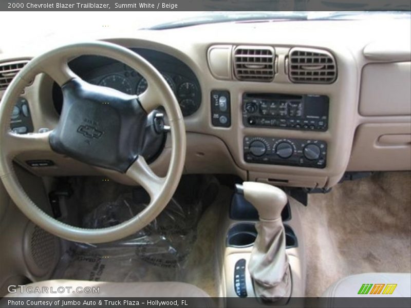 Dashboard of 2000 Blazer Trailblazer