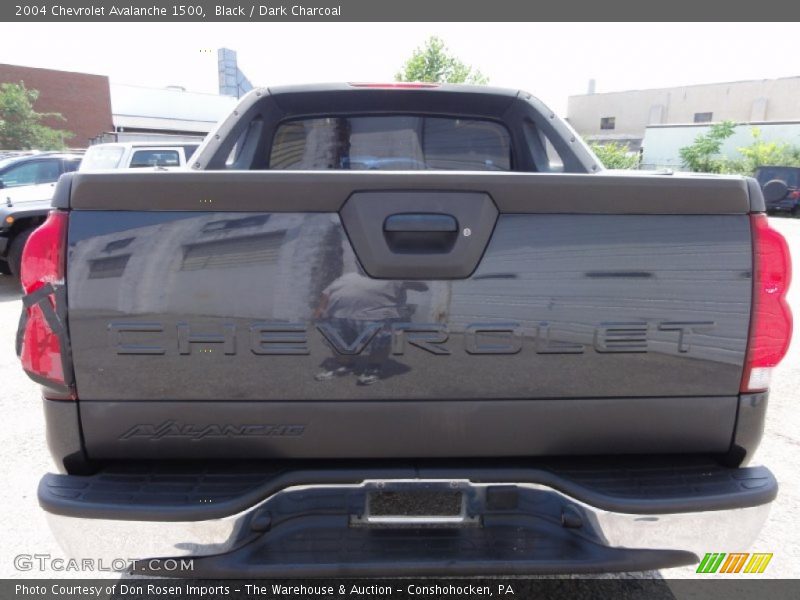 Black / Dark Charcoal 2004 Chevrolet Avalanche 1500