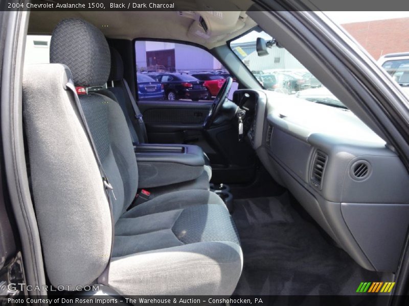 Black / Dark Charcoal 2004 Chevrolet Avalanche 1500