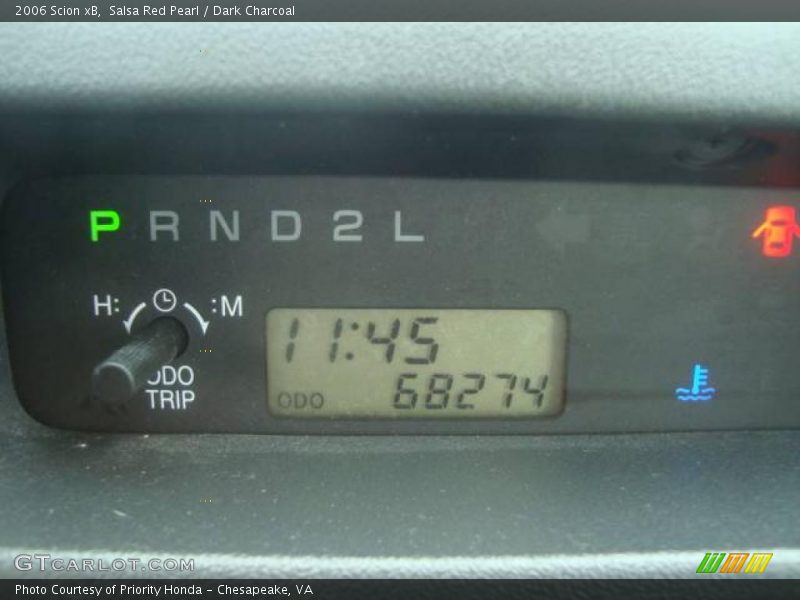 Salsa Red Pearl / Dark Charcoal 2006 Scion xB