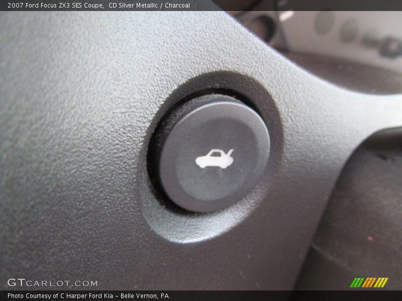 CD Silver Metallic / Charcoal 2007 Ford Focus ZX3 SES Coupe