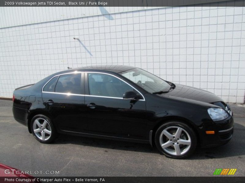 Black Uni / Pure Beige 2009 Volkswagen Jetta TDI Sedan