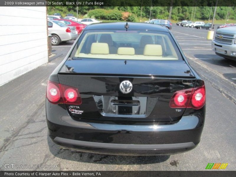 Black Uni / Pure Beige 2009 Volkswagen Jetta TDI Sedan