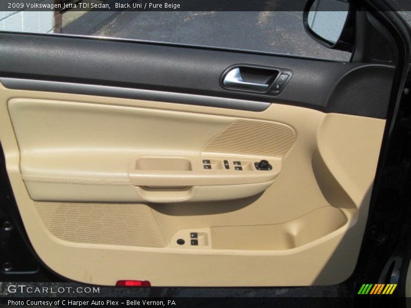 Black Uni / Pure Beige 2009 Volkswagen Jetta TDI Sedan