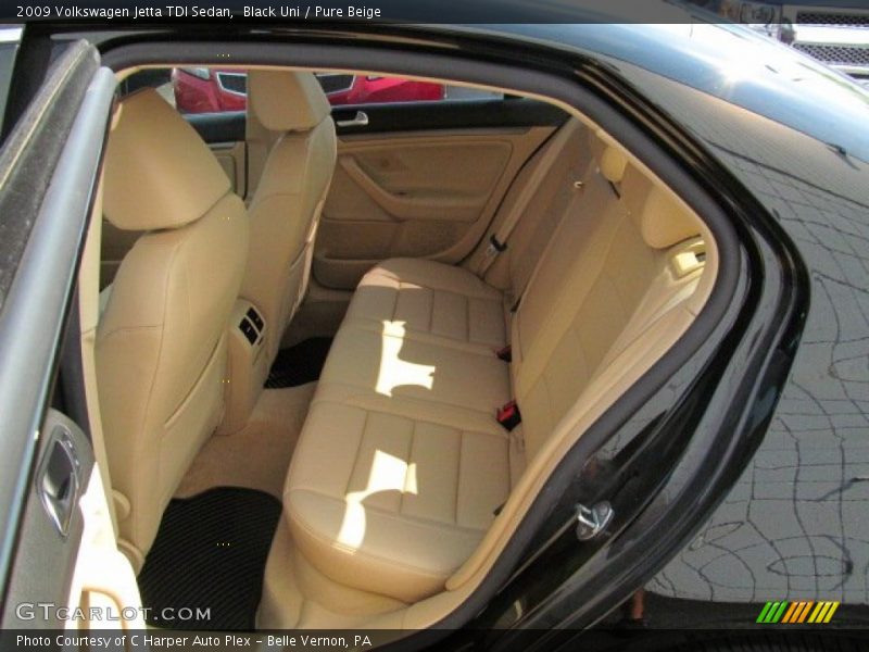 Black Uni / Pure Beige 2009 Volkswagen Jetta TDI Sedan