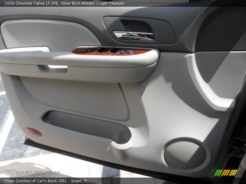 Silver Birch Metallic / Light Titanium 2009 Chevrolet Tahoe LT XFE