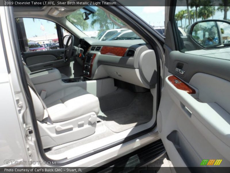 Silver Birch Metallic / Light Titanium 2009 Chevrolet Tahoe LT XFE