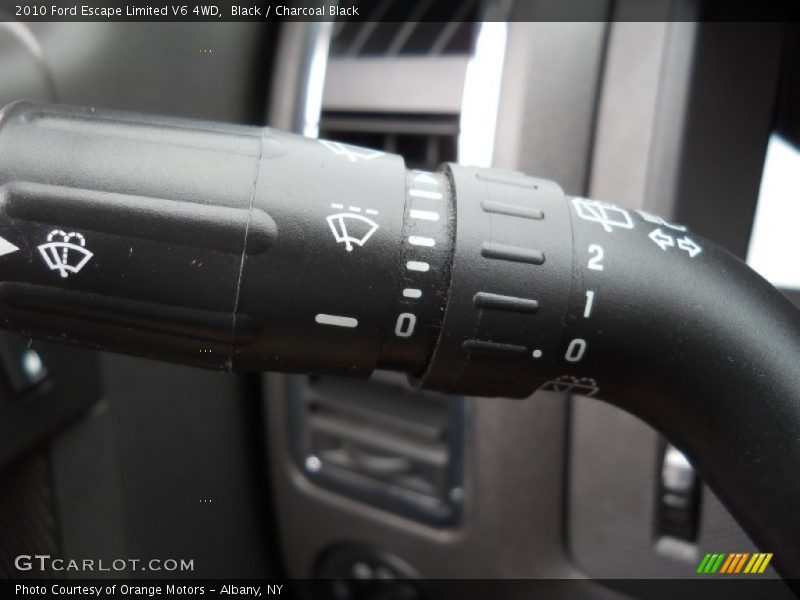 Black / Charcoal Black 2010 Ford Escape Limited V6 4WD