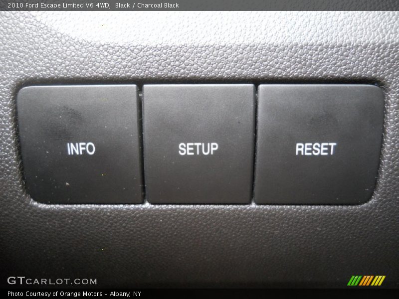 Black / Charcoal Black 2010 Ford Escape Limited V6 4WD