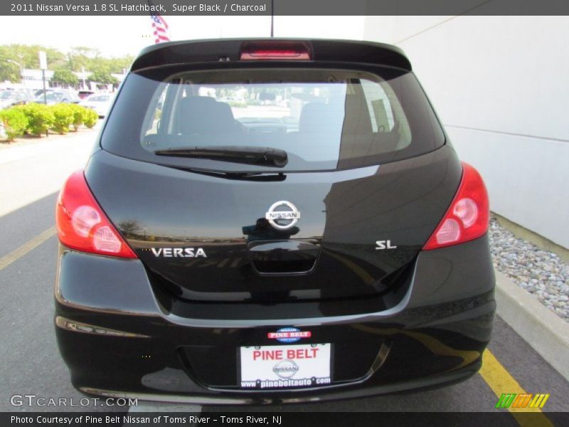 Super Black / Charcoal 2011 Nissan Versa 1.8 SL Hatchback