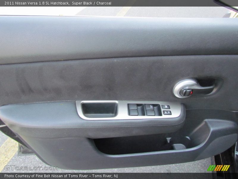 Super Black / Charcoal 2011 Nissan Versa 1.8 SL Hatchback