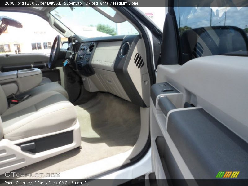 Oxford White / Medium Stone 2008 Ford F250 Super Duty XLT SuperCab