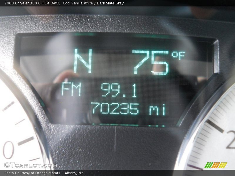 Cool Vanilla White / Dark Slate Gray 2008 Chrysler 300 C HEMI AWD