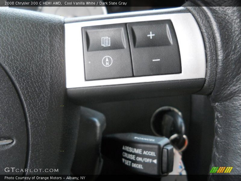 Cool Vanilla White / Dark Slate Gray 2008 Chrysler 300 C HEMI AWD