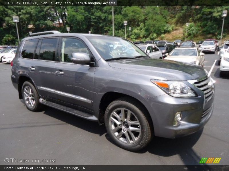 Front 3/4 View of 2013 LX 570