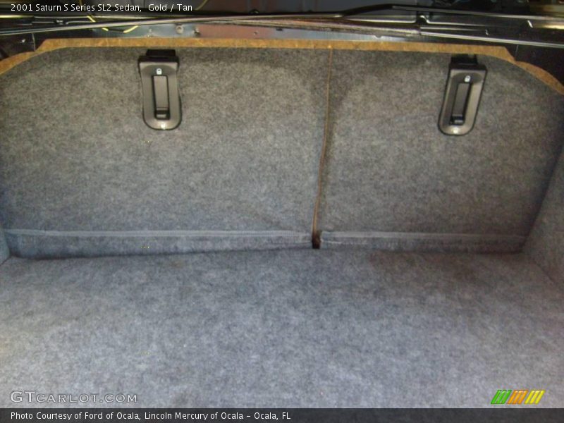 Gold / Tan 2001 Saturn S Series SL2 Sedan