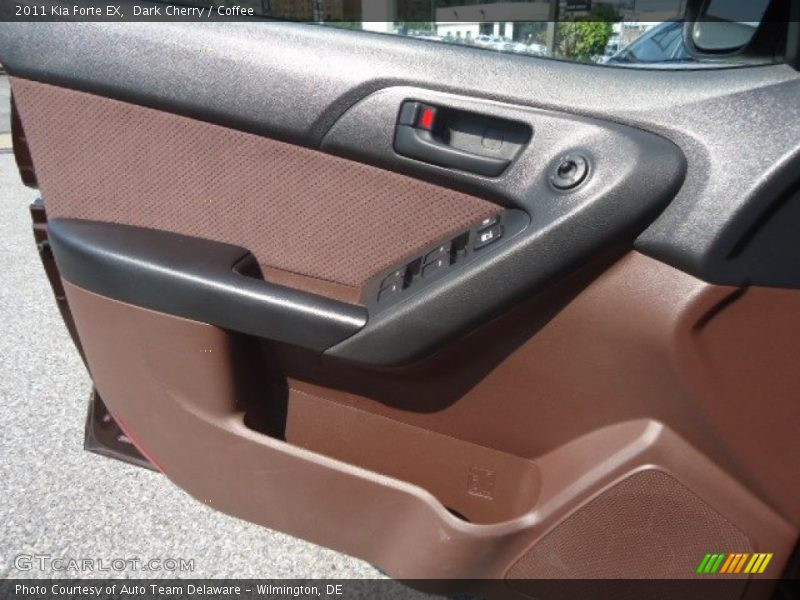 Door Panel of 2011 Forte EX