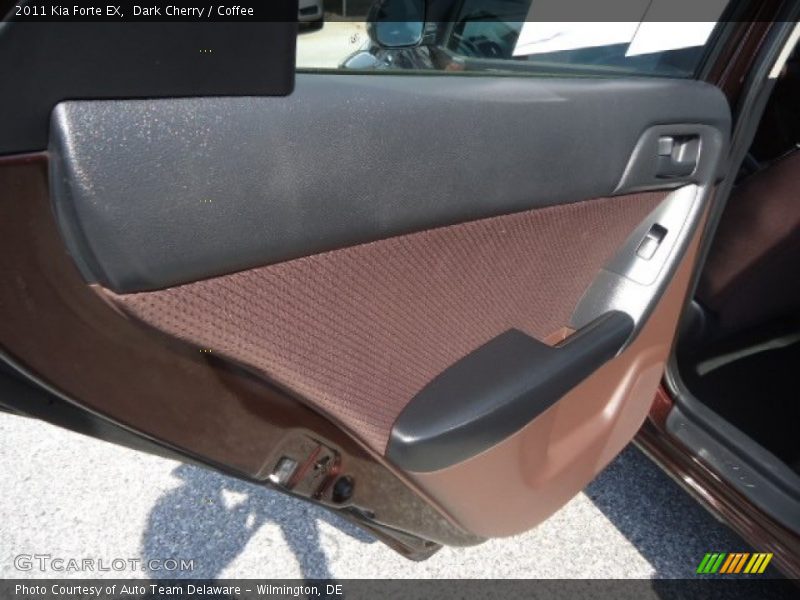 Dark Cherry / Coffee 2011 Kia Forte EX
