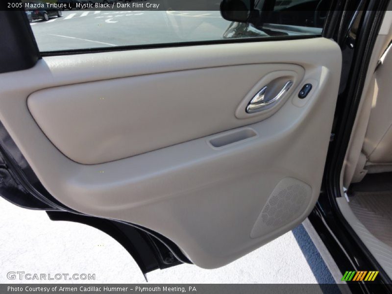 Mystic Black / Dark Flint Gray 2005 Mazda Tribute i