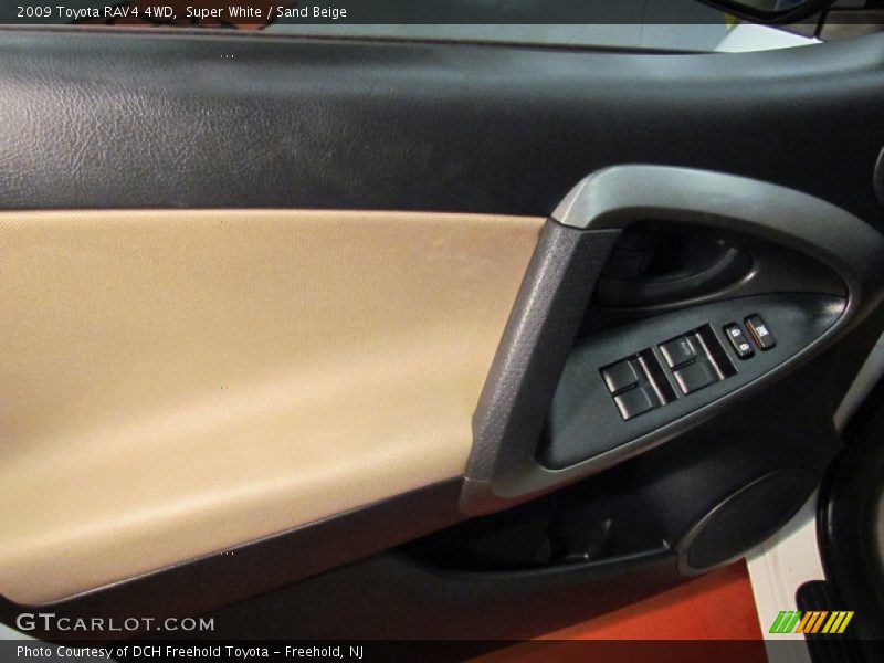 Super White / Sand Beige 2009 Toyota RAV4 4WD