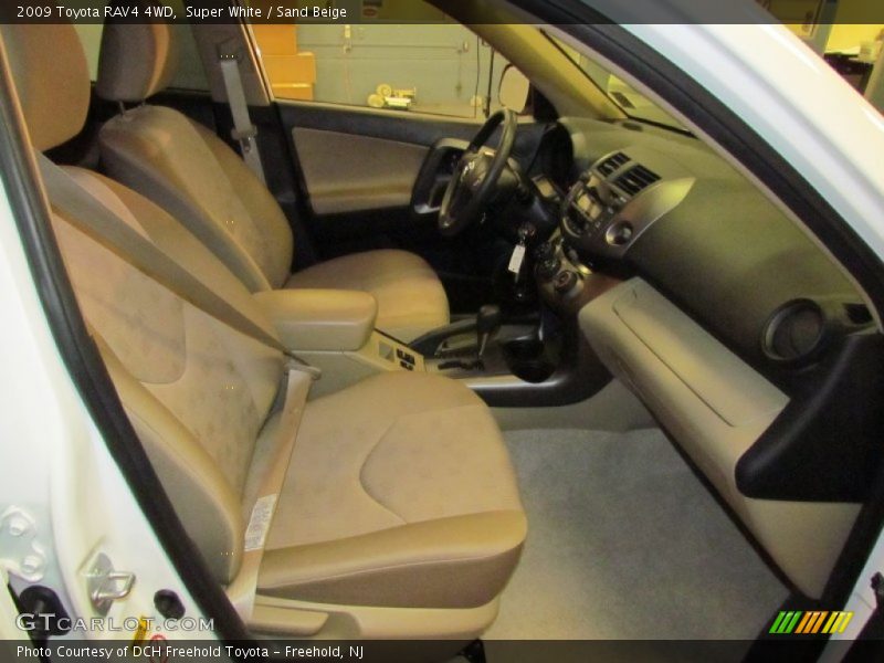Super White / Sand Beige 2009 Toyota RAV4 4WD