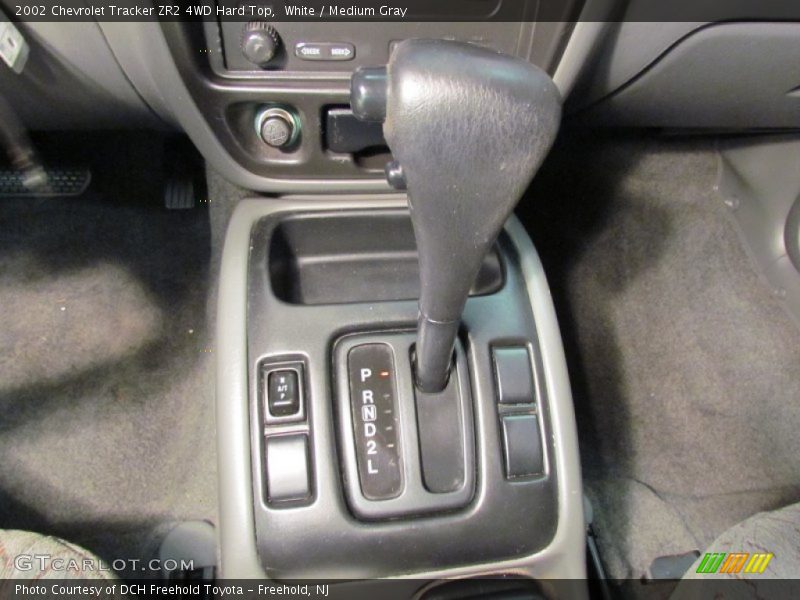 White / Medium Gray 2002 Chevrolet Tracker ZR2 4WD Hard Top