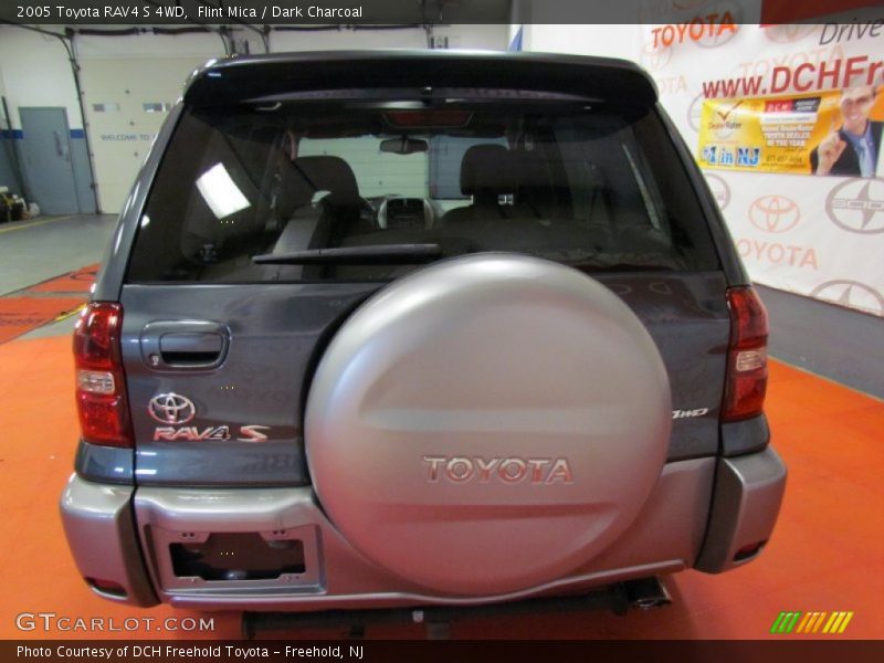 Flint Mica / Dark Charcoal 2005 Toyota RAV4 S 4WD