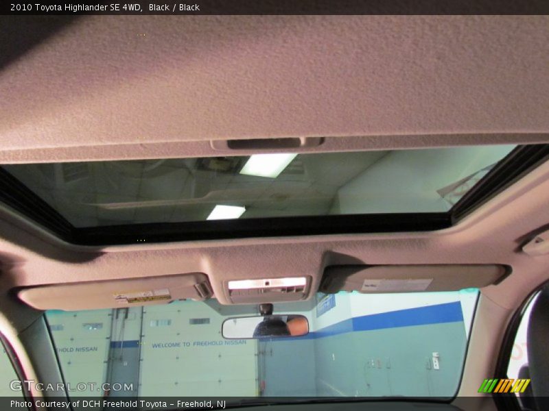 Black / Black 2010 Toyota Highlander SE 4WD