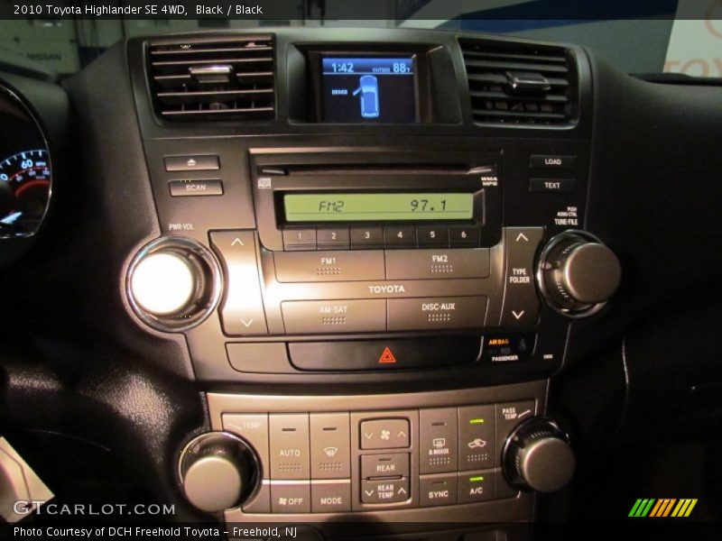 Black / Black 2010 Toyota Highlander SE 4WD