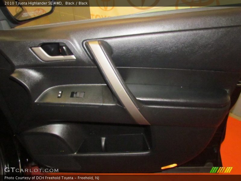 Black / Black 2010 Toyota Highlander SE 4WD