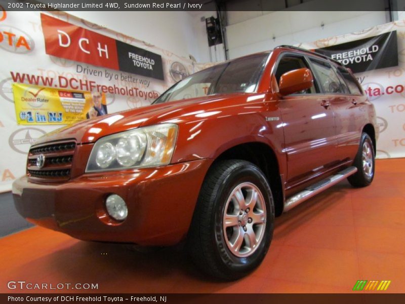 Sundown Red Pearl / Ivory 2002 Toyota Highlander Limited 4WD