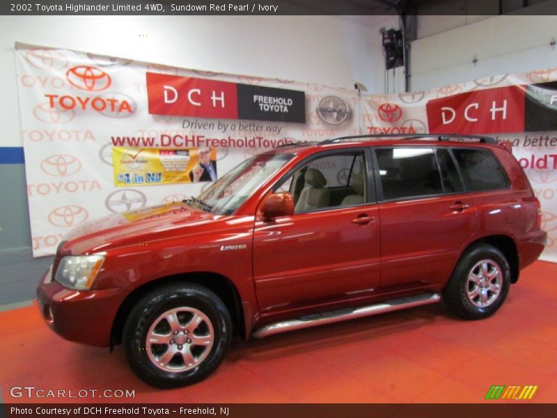 Sundown Red Pearl / Ivory 2002 Toyota Highlander Limited 4WD