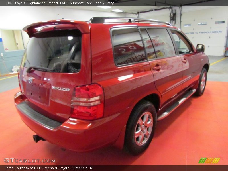 Sundown Red Pearl / Ivory 2002 Toyota Highlander Limited 4WD