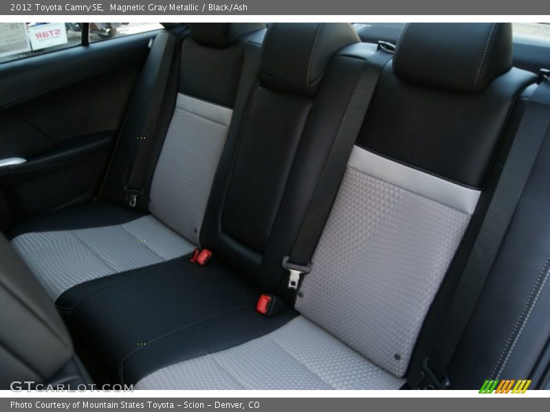 Magnetic Gray Metallic / Black/Ash 2012 Toyota Camry SE