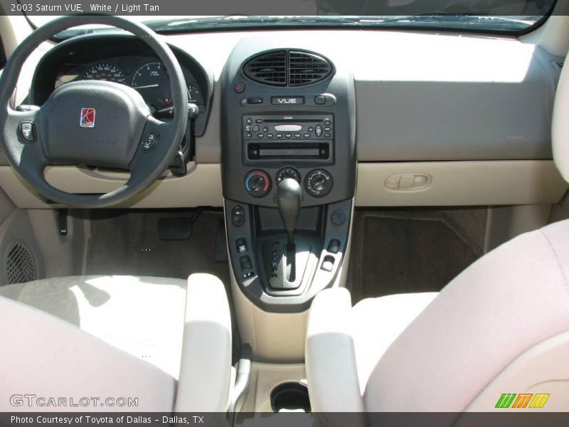 White / Light Tan 2003 Saturn VUE