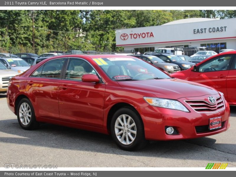 Barcelona Red Metallic / Bisque 2011 Toyota Camry XLE