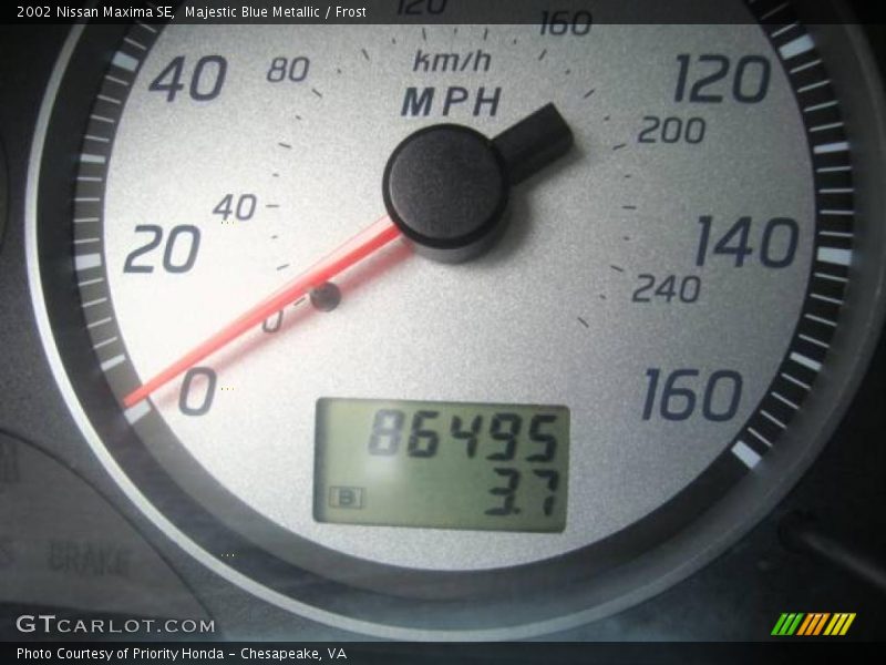 Majestic Blue Metallic / Frost 2002 Nissan Maxima SE