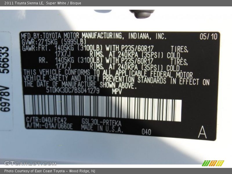 Super White / Bisque 2011 Toyota Sienna LE