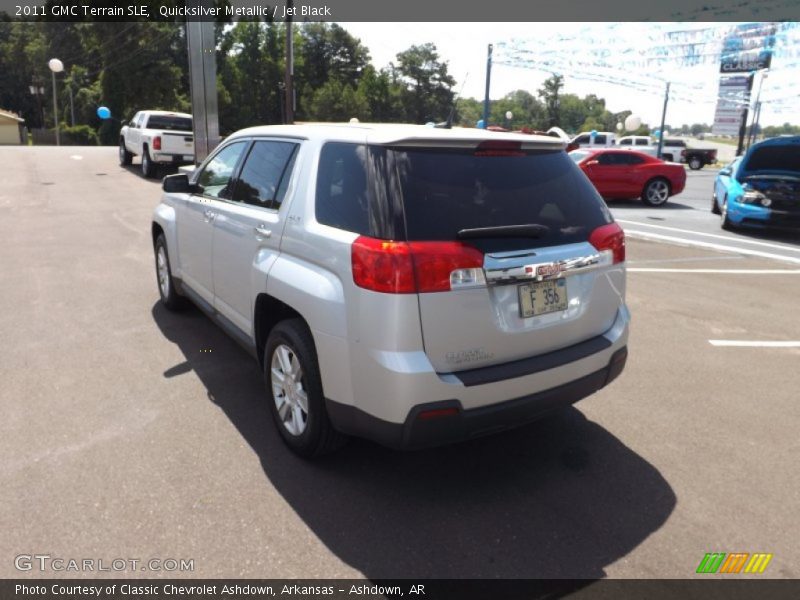 Quicksilver Metallic / Jet Black 2011 GMC Terrain SLE