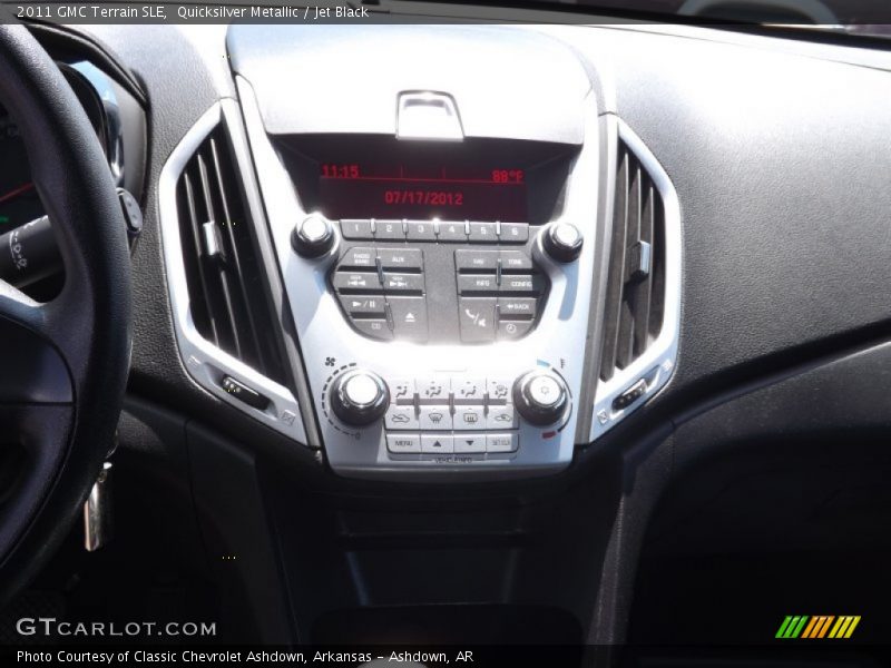 Quicksilver Metallic / Jet Black 2011 GMC Terrain SLE