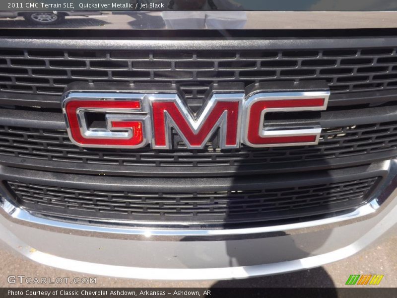 Quicksilver Metallic / Jet Black 2011 GMC Terrain SLE