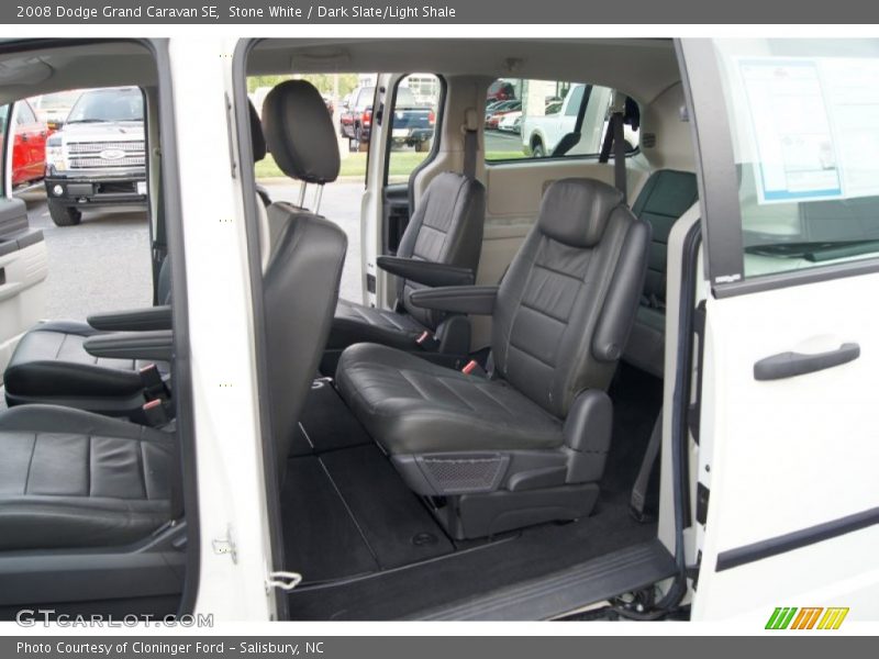 Stone White / Dark Slate/Light Shale 2008 Dodge Grand Caravan SE