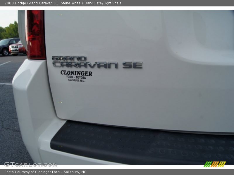 Stone White / Dark Slate/Light Shale 2008 Dodge Grand Caravan SE